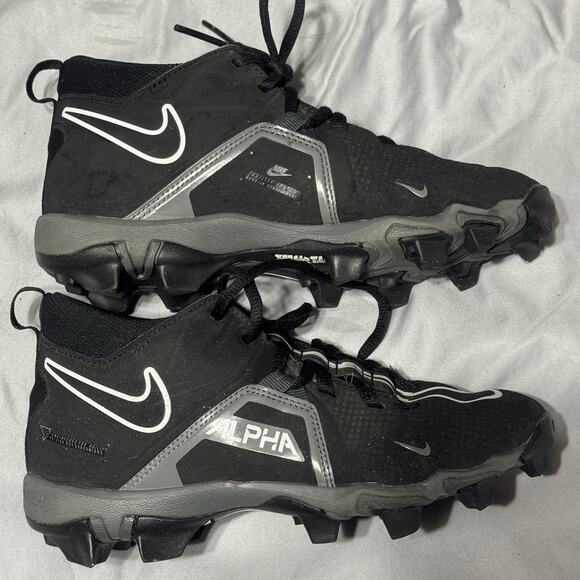 Nike Alpha Youth Baseball Cleats  Size US 4Y Black White - Picture 3 of 3